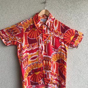 Vintage Hawaiian Aloha Shirt circa 1960-70's Silk